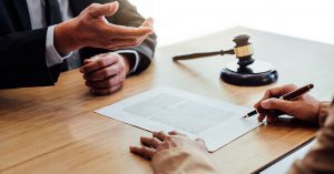 Important legal advice before signing a contract